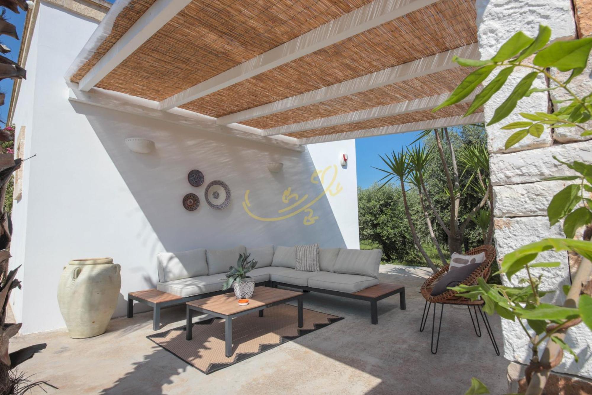 Td Dimora Del Giglio With Organic Garden With Pool Villa Остуни Екстериор снимка