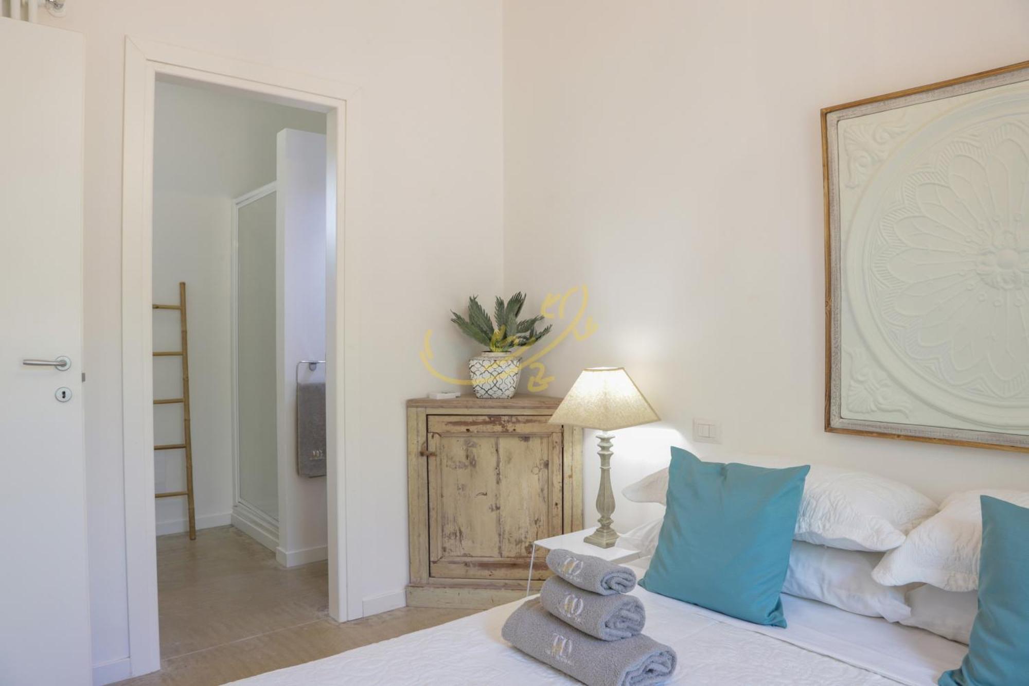 Td Dimora Del Giglio With Organic Garden With Pool Villa Остуни Екстериор снимка