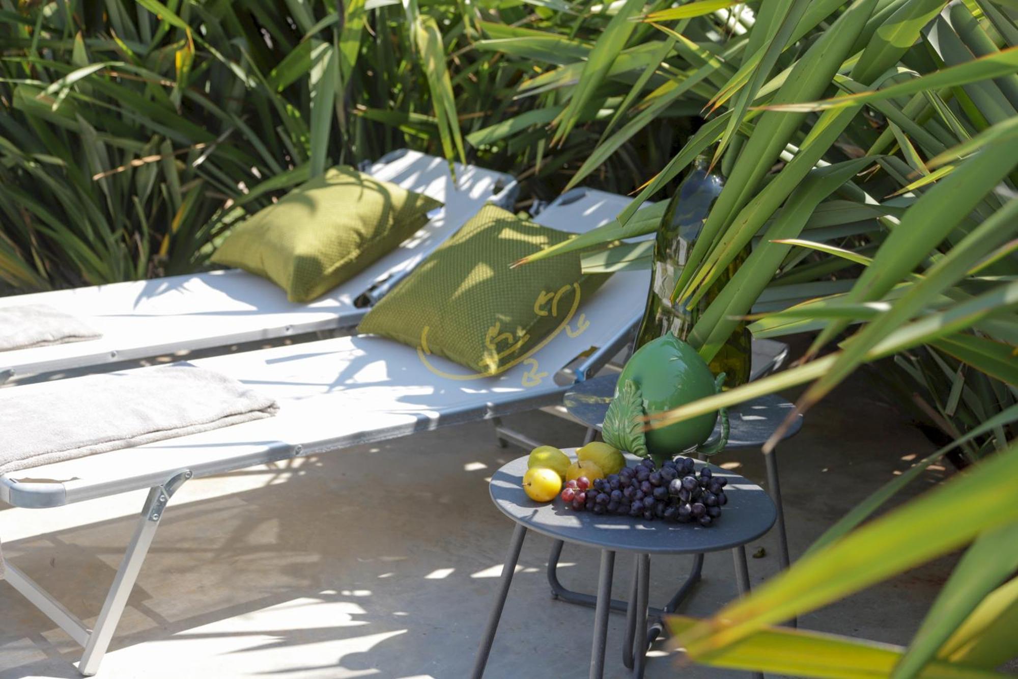 Td Dimora Del Giglio With Organic Garden With Pool Villa Остуни Екстериор снимка