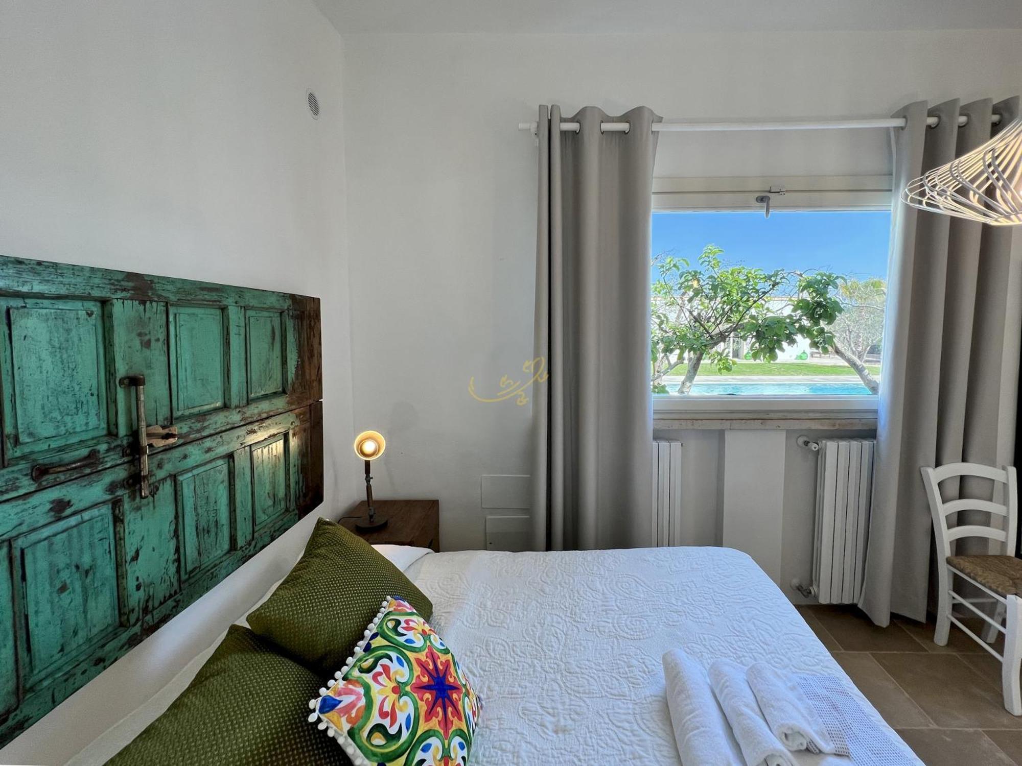 Td Dimora Del Giglio With Organic Garden With Pool Villa Остуни Екстериор снимка