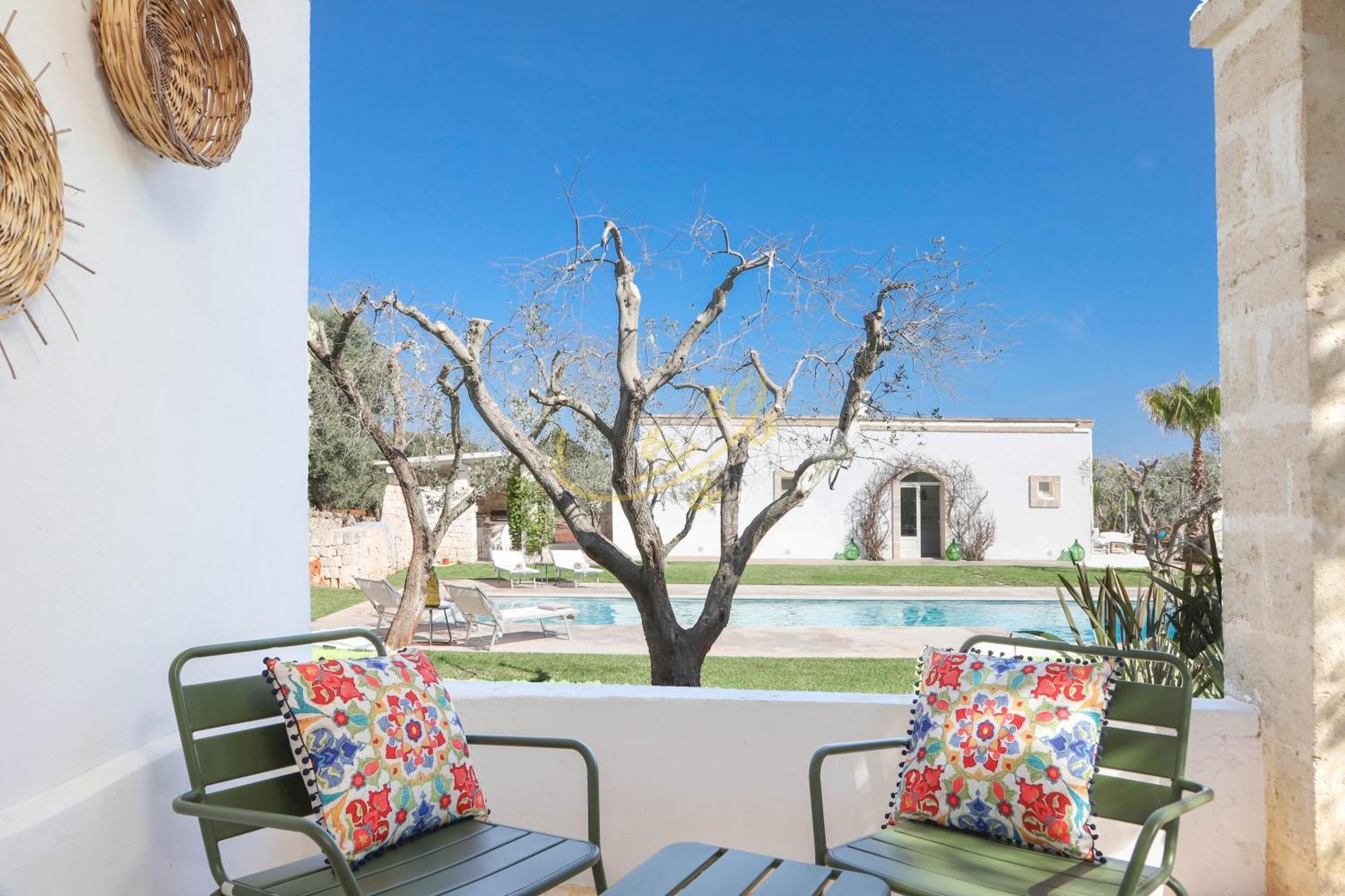 Td Dimora Del Giglio With Organic Garden With Pool Villa Остуни Екстериор снимка