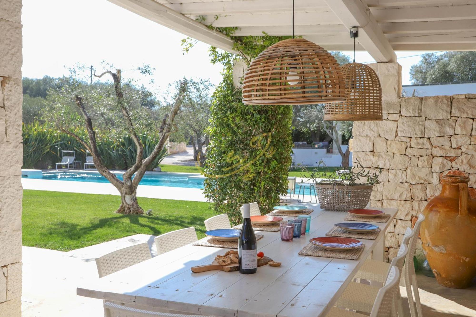 Td Dimora Del Giglio With Organic Garden With Pool Villa Остуни Екстериор снимка